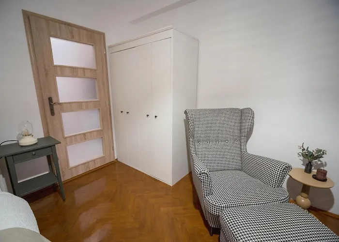 Vibrant&cozy - A Colorful Base *